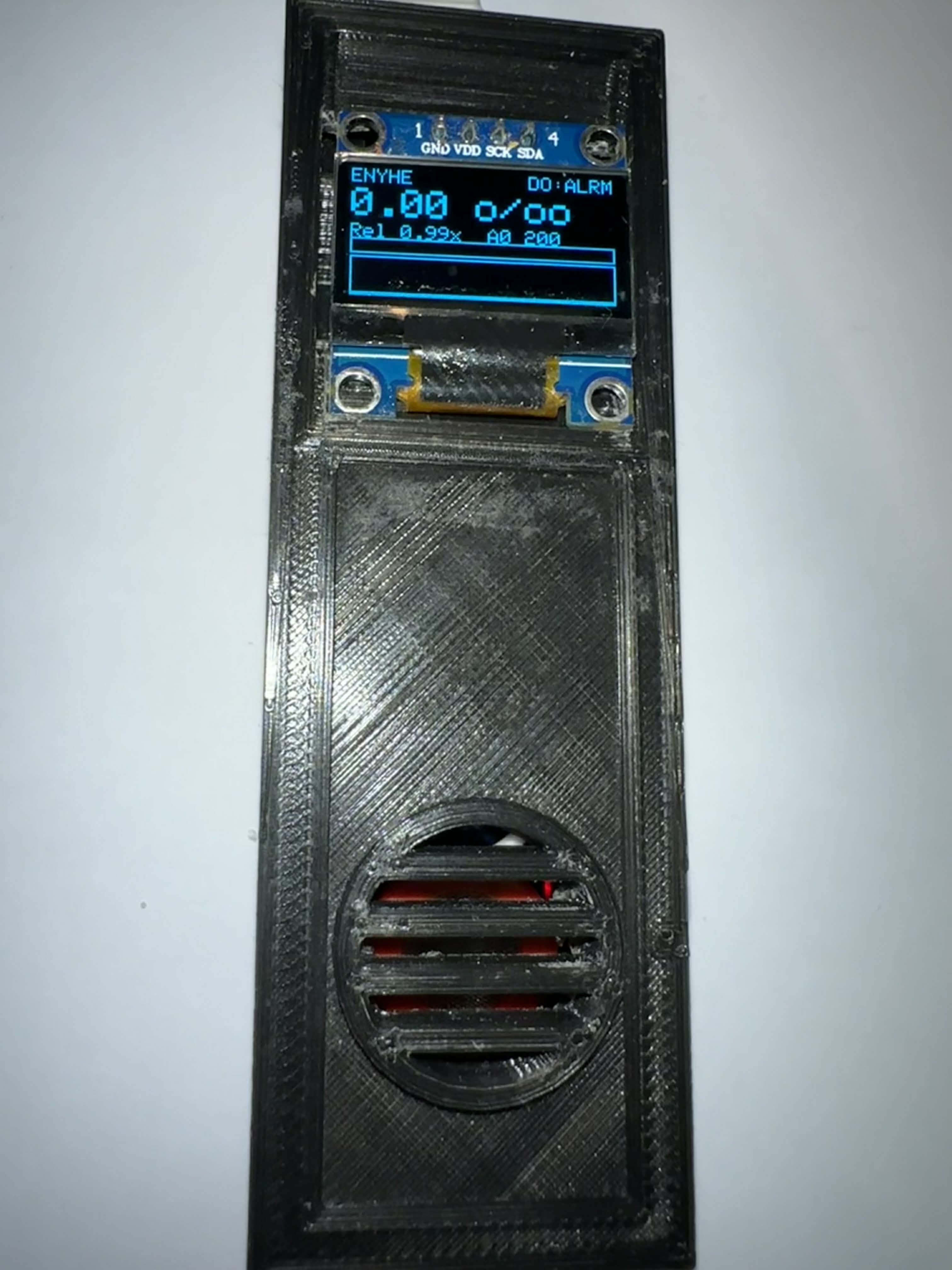 Main OLED screen after calibration in clean air